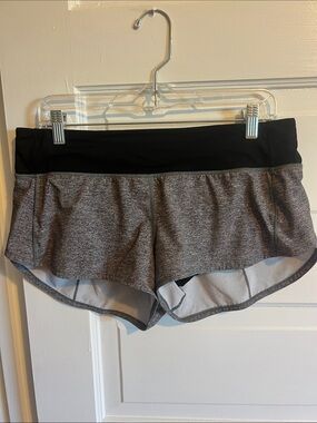 lululemon athletica Black Waistband Gray Heather Athletic Shorts